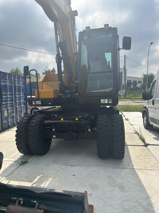 Sany SV155